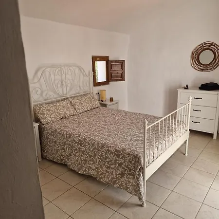 Casa De La Familia - *